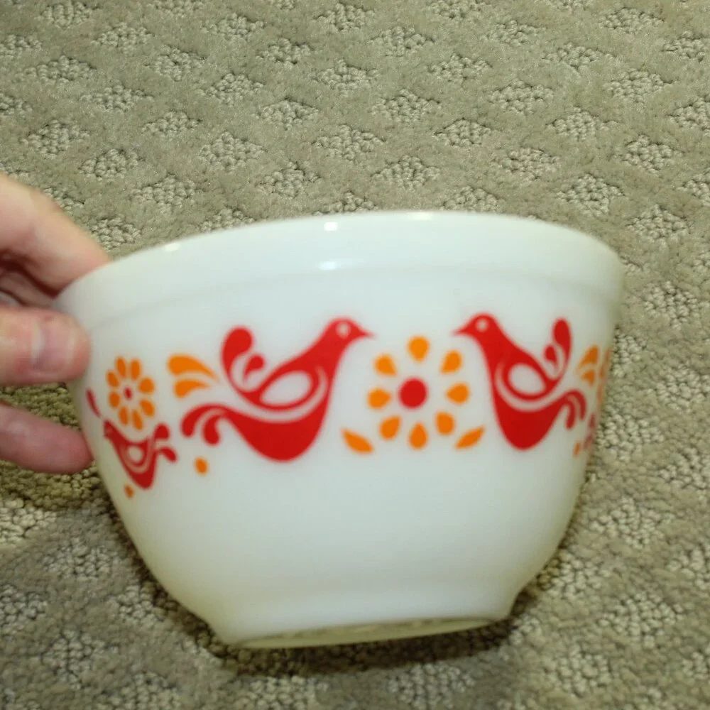 Set of 4 Vintage Pyrex Friendship Nesting Mixing Bowls 401 / 402 / 403 /404